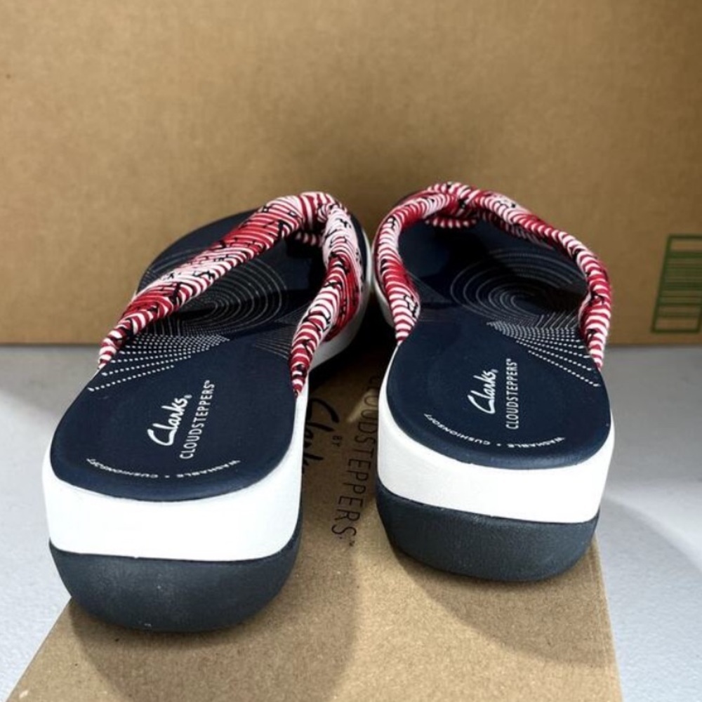 Cloudsteppers by Clarks Arla glison Women's 9 Red/white/blue NWOT - Picture 3 of 5